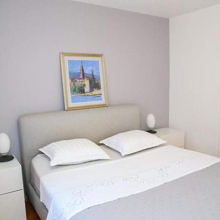 Apartment Luno Каштела Екстер'єр фото