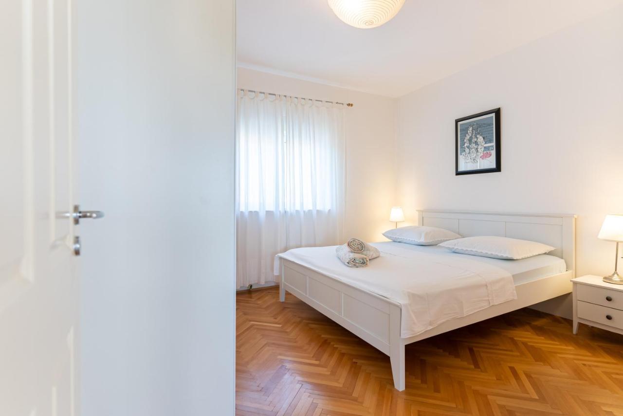 Apartment Luno Каштела Екстер'єр фото