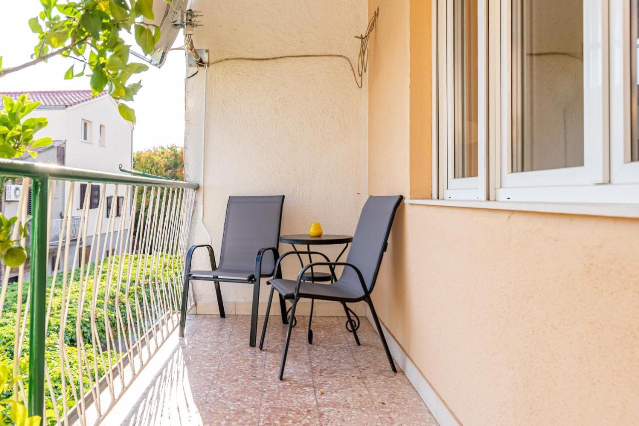 Apartment Luno Каштела Екстер'єр фото