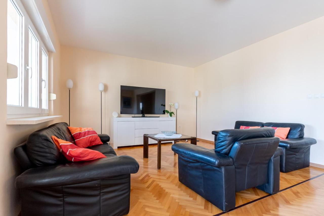 Apartment Luno Каштела Екстер'єр фото