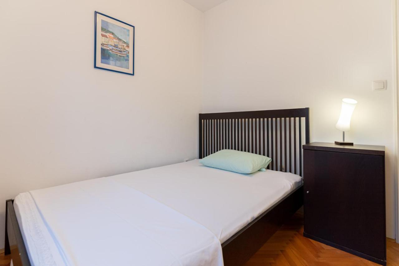 Apartment Luno Каштела Екстер'єр фото