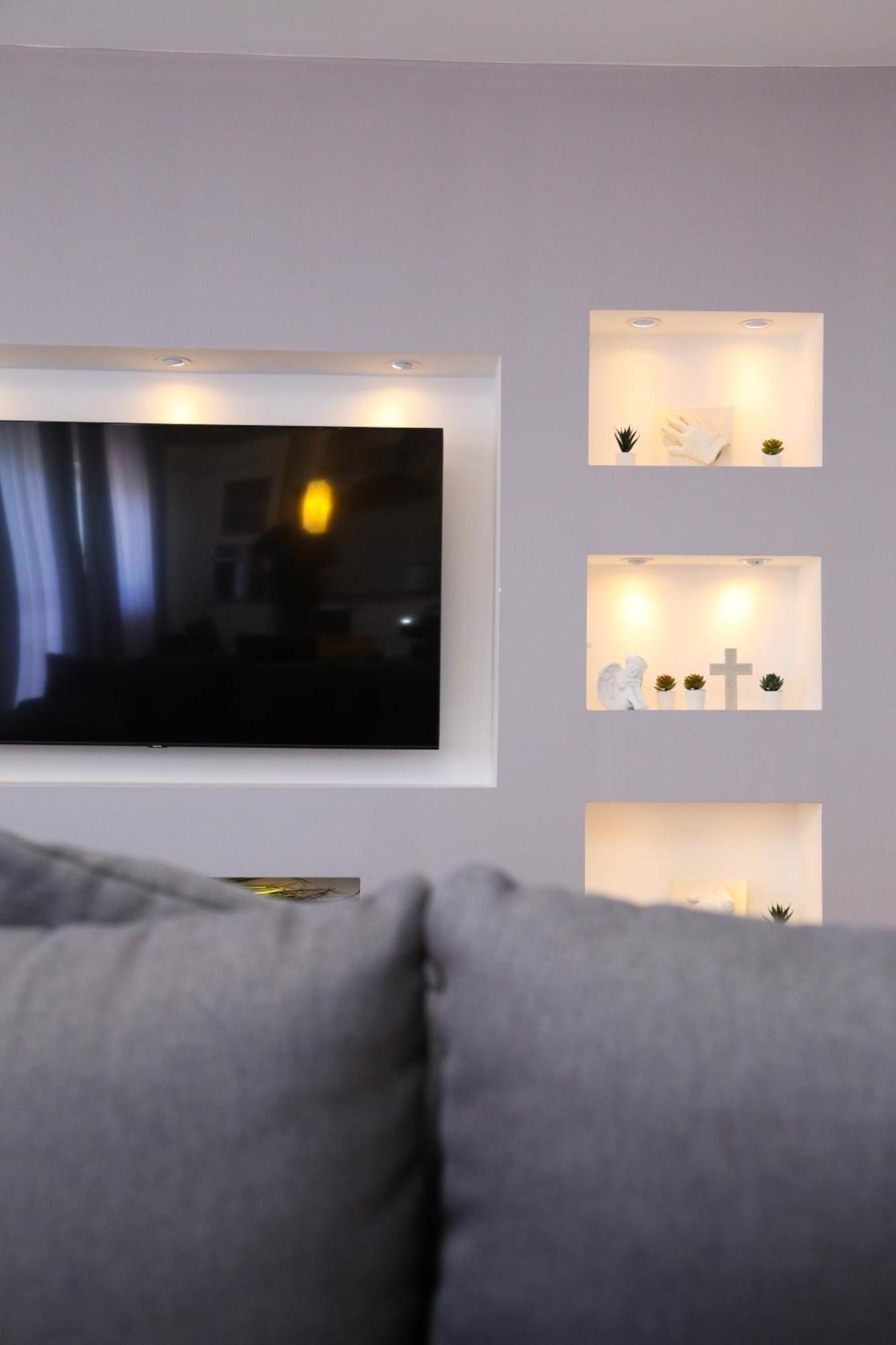 Apartment Luno Каштела Екстер'єр фото