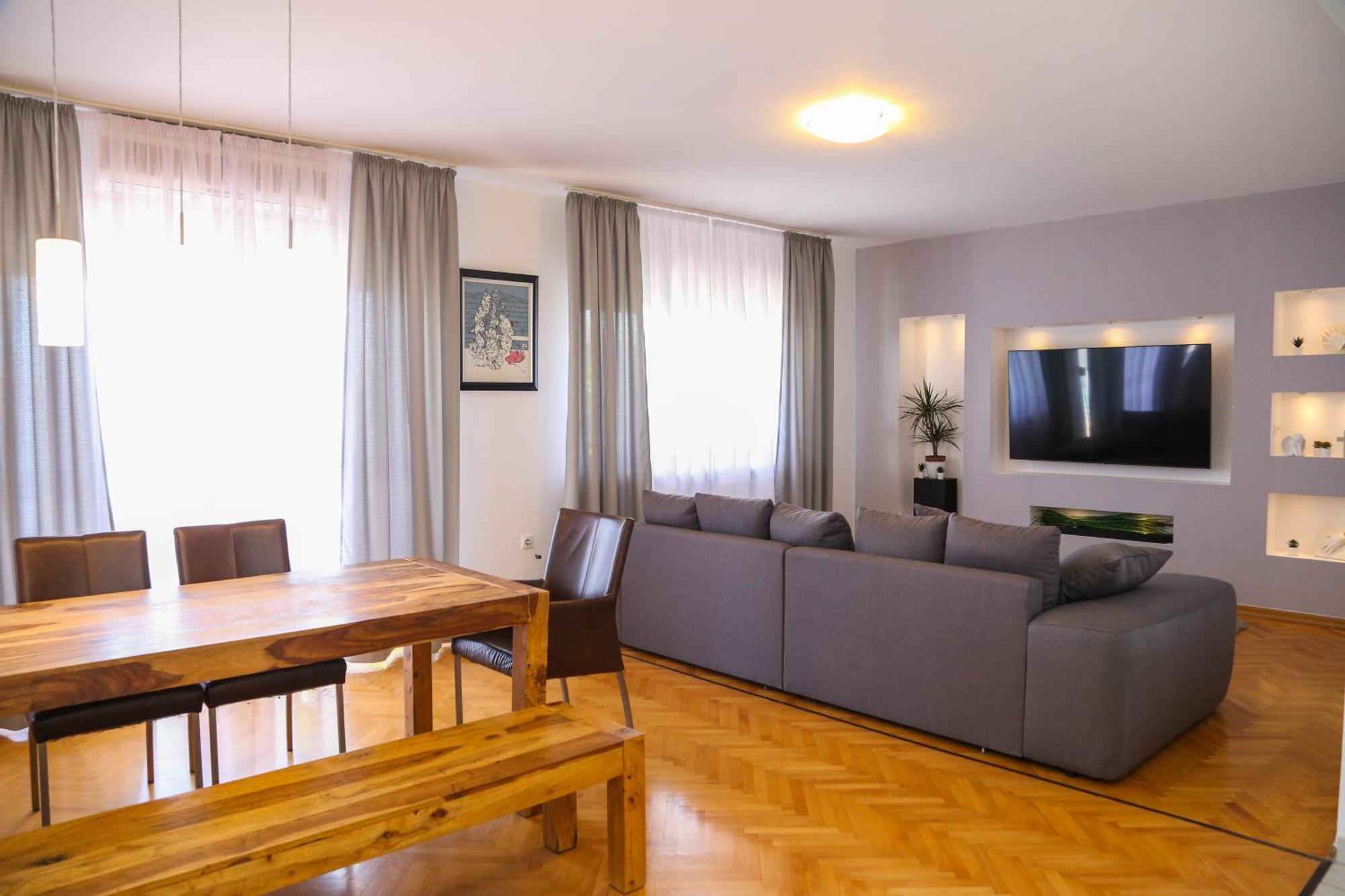 Apartment Luno Каштела Екстер'єр фото